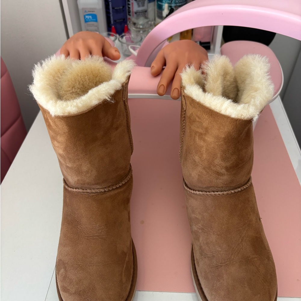 Ugg Bailey boots